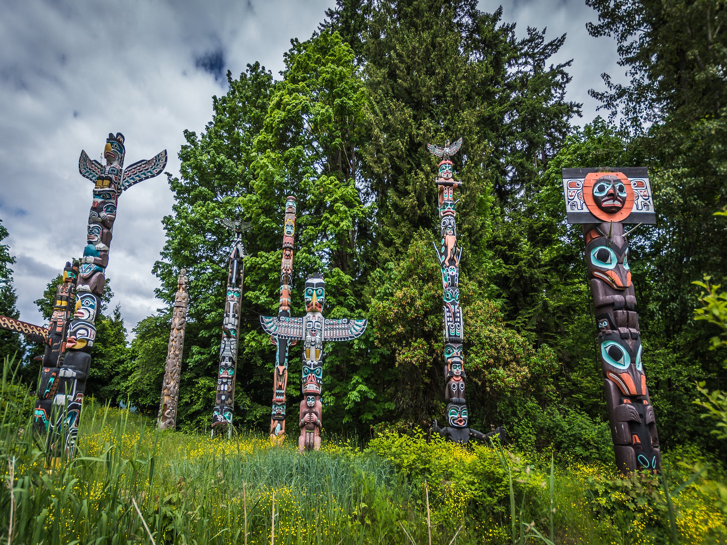 Queens Elizabeth Park Tour - Vancouver One Day Tour